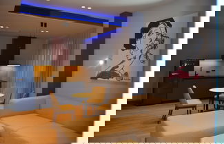 Photo 1 - Si Hotel