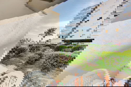 Foto 9 - Apartment in Roses With Beachfront View