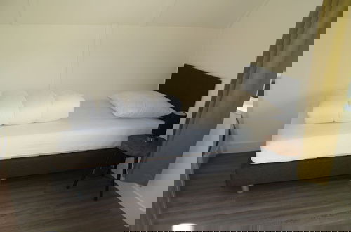 Photo 4 - Spacious Holiday Home on the Markermeer