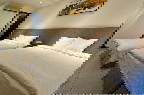 Photo 9 - FULL STAY