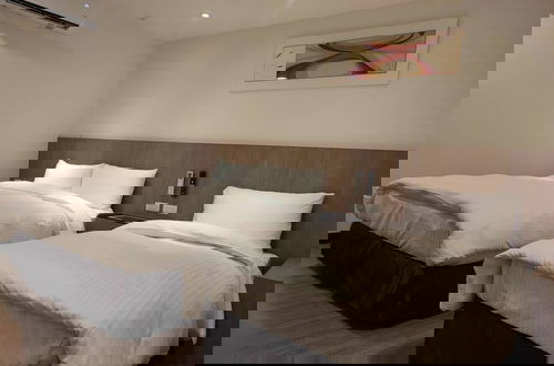Photo 11 - FULL STAY