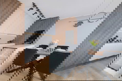 Photo 7 - Bright Apartment With Parking by Renters