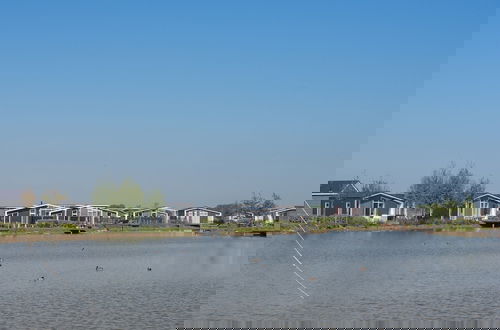Foto 10 - Cozy Zeeland Getaway Spot