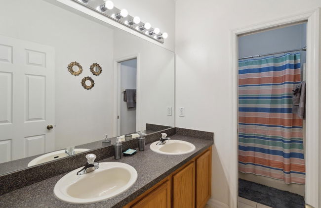 5/3 Pool Home Located in Sunset Ridge Community! - Foto 21