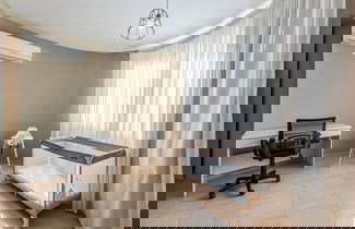 Photo 1 - Kondo Stays - City Center Apartments