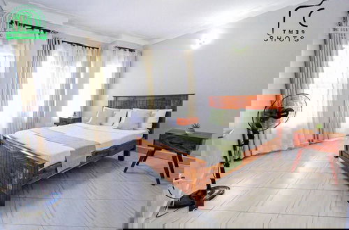 Photo 4 - The Residence Ug