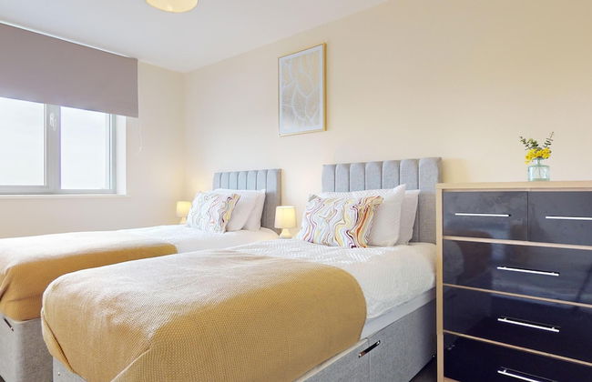 Basildon - 2 Bed Flat - Sleeps 5 - Near Station - Foto 5