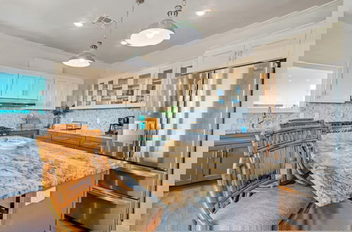 Foto 8 - Frisky Flip Flopper by Avantstay Pool + Views