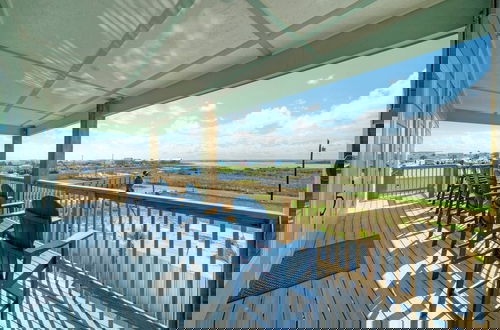Foto 48 - Frisky Flip Flopper by Avantstay Pool + Views