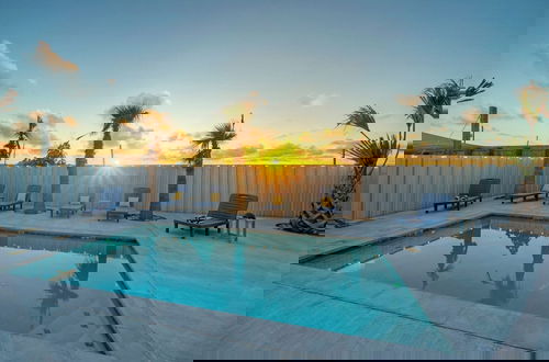 Foto 25 - Frisky Flip Flopper by Avantstay Pool + Views