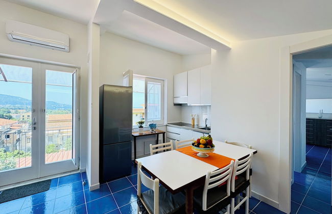 YourHome - La Famiglia Apartment - Photo 9
