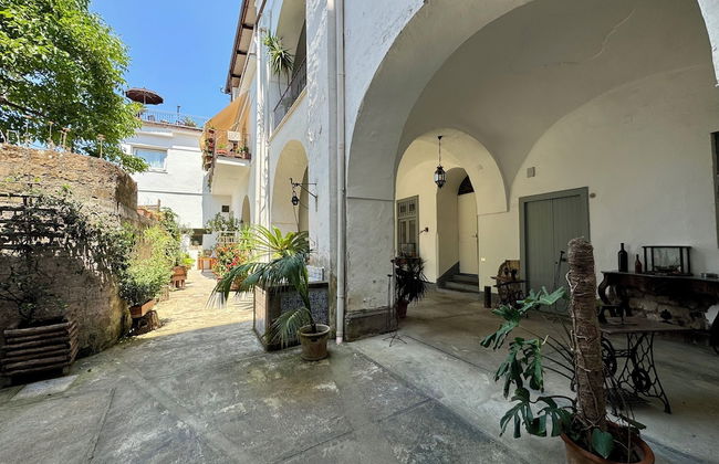 YourHome - La Famiglia Apartment - Photo 24