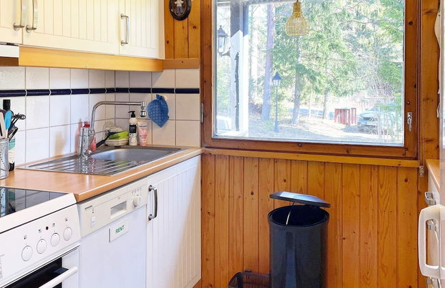6 Person Holiday Home in Norrtalje - Foto 8