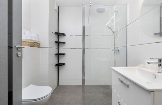 Swinoujscie Apartment for 6 by Renters - Photo 16