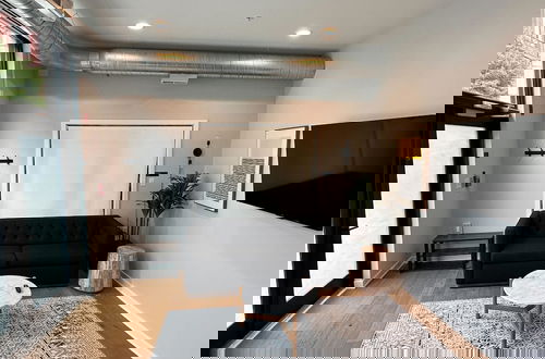 Foto 4 - Sosuite 1BR Apt w W D Shared Roofdeck