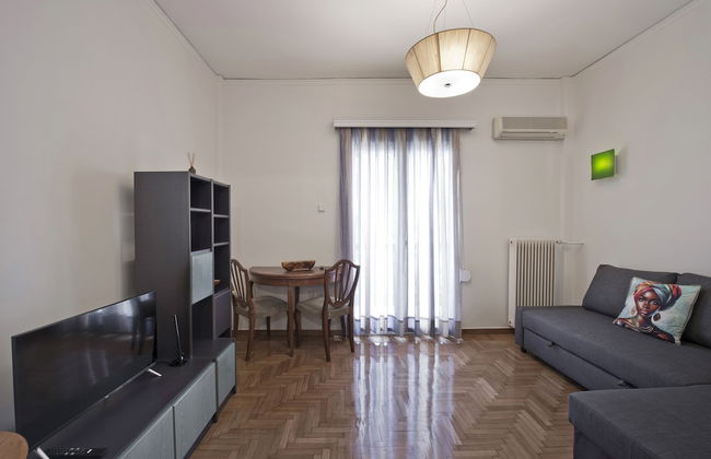 Alemar in Kalithea With 1 Bedrooms and 1 Bathrooms - Photo 3