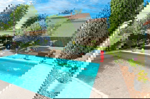 Photo 24 - Lovely Holiday Home With Private Pool