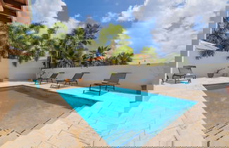 Foto 2 - High-end Pool Getaway Upscale 5 Location BBQ