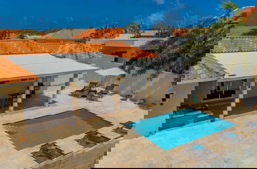 Foto 38 - High-end Pool Getaway Upscale 5 Location BBQ