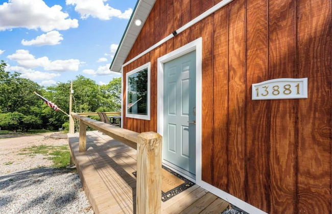 Romantic Lake Haven - Couples' Cabin - Foto 30