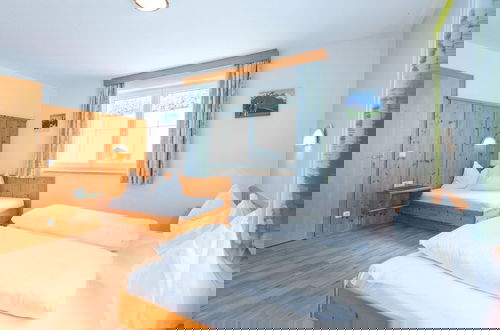 Foto 7 - Large Apartment With a Large Balcony in Kappl
