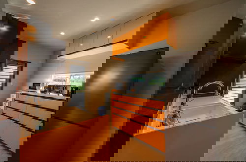 Foto 6 - Orange House