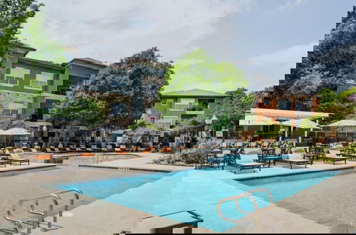 Foto 1 - Residences At River Park West By Landing