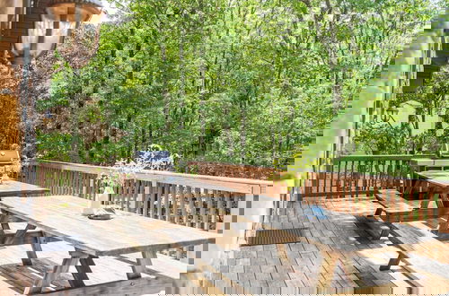Foto 44 - Coyote Cabin by Avantstay Hot Tub + Walk to Lake