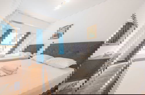 Foto 9 - Victoria Majestic Suites Apartments