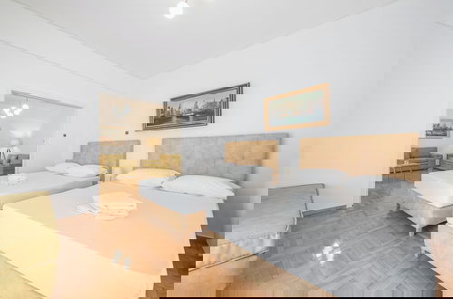 Foto 4 - Victoria Majestic Suites Apartments