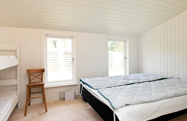 8 Person Holiday Home in Hals - Foto 3