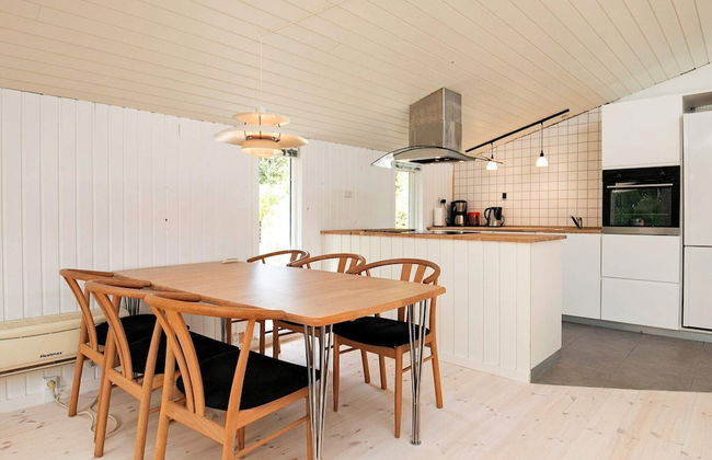 8 Person Holiday Home in Hals - Foto 14