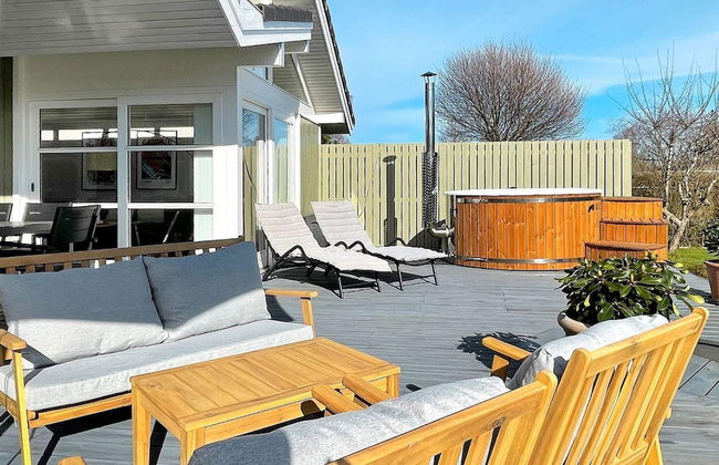 8 Person Holiday Home in Dronningmolle - Foto 19