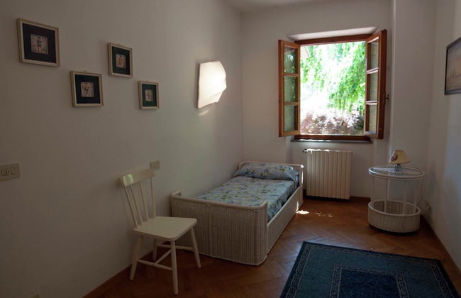 Villa in Casentino With Pool & Castle Views - Photo 10