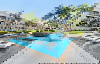 Foto 1 - Waves - Stylish 1BR in JVC with Balcony & Pool