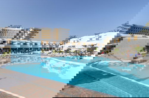 Foto 28 - Blissful Holiday Home in Maspalomas With Swimming Pool