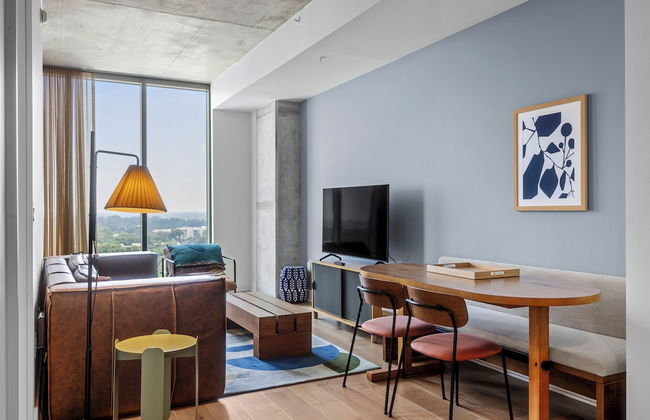 Modern Rainey St Oasis with Pool & Views - Foto 12