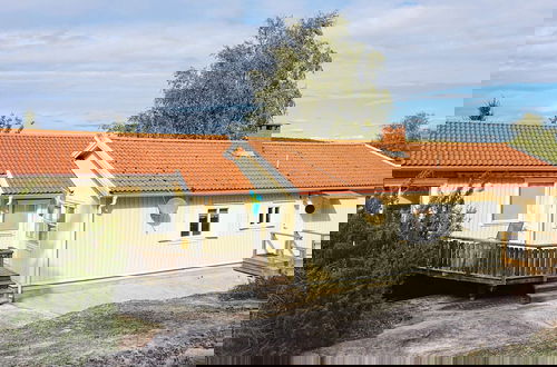 Photo 19 - 8 Person Holiday Home in Stromstad