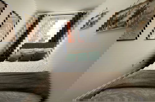 Foto 4 - City Retreat Birmingham - Modern 2 Bed Apartment