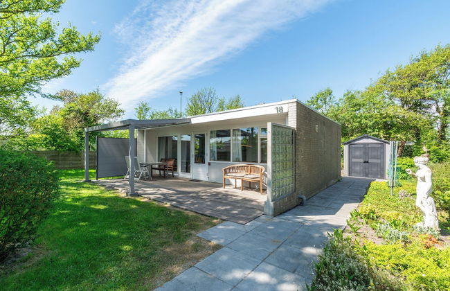 Cozy Holiday Home With Garden - Foto 20
