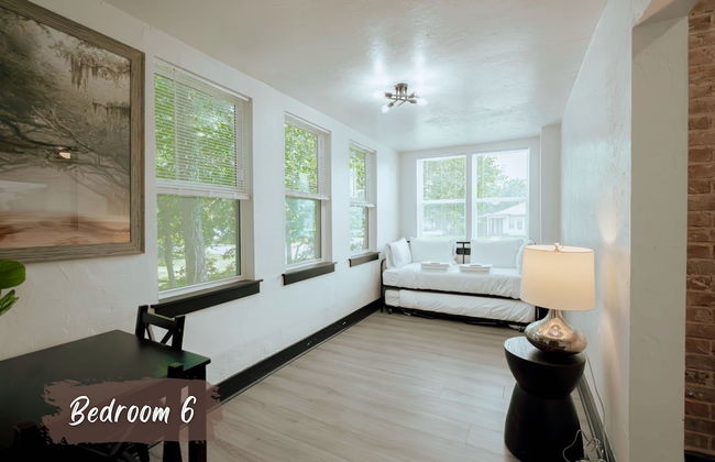 Cozy 6BR Home Near Plaza Dist -sleeps 15 - Foto 40