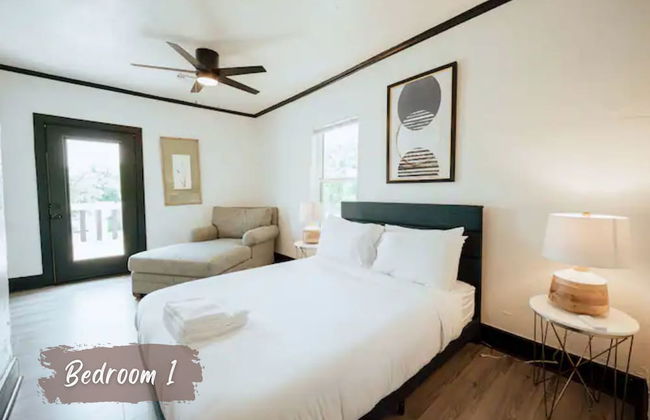 Cozy 6BR Home Near Plaza Dist -sleeps 15 - Foto 26
