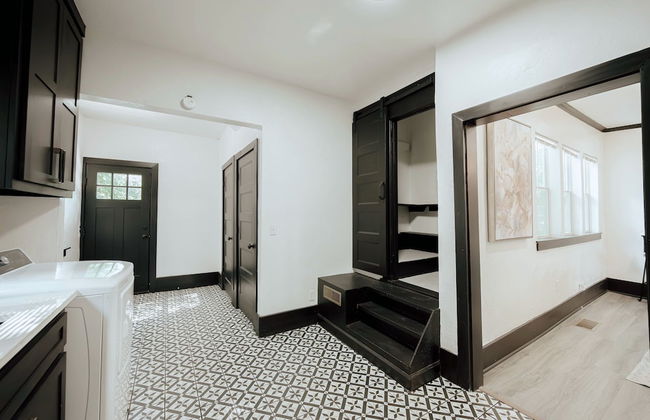 Cozy 6BR Home Near Plaza Dist -sleeps 15 - Foto 59
