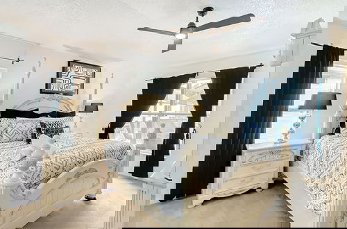 Foto 5 - Cristine's Seasons Vacation Home