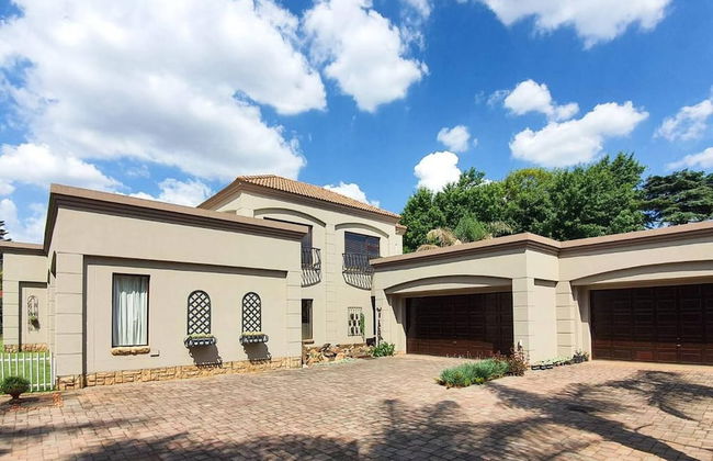 Or Tambo Airport Holiday Home - Foto 64
