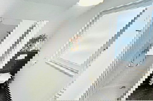 Foto 21 - Luxury two bedrooms flat