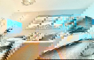 Photo 1 - Luxury two bedrooms flat