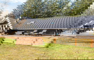 Foto 1 - 6 Person Holiday Home in Lokken