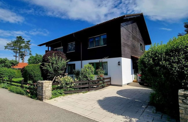 Uitzicht op Staufen - Foto 1