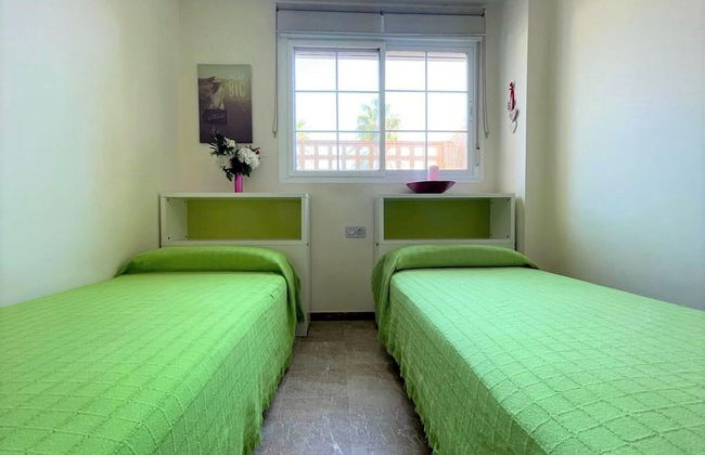 Apartment in Roquetas Near Playa Serena Beach - Foto 2